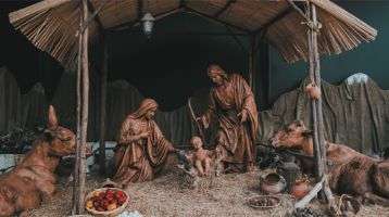 Christ child in the manger