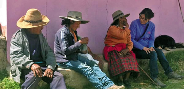 Sr. Savina ministers to the elderly in Peru.