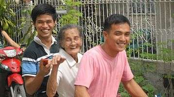 Lola once visited us with her grandchildren on a motorcycle.