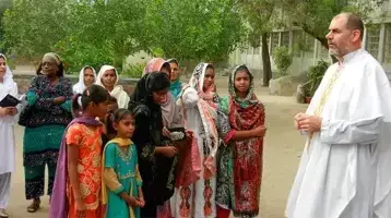 Columban Fr. Tomas King