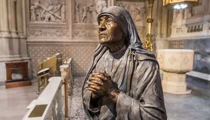 A statue of St. Teresa of Calcutta