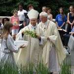 Archbishop dedicates the Garden