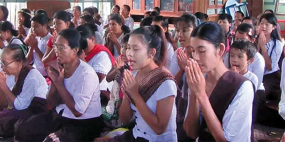 Young and old practice meditation