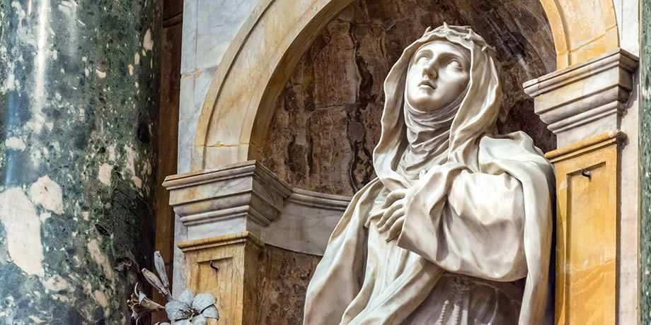 Statue of Saint Catherine of Siena in Siena Cathedral 