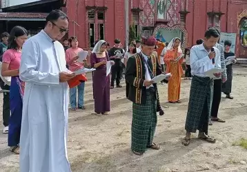 Fr. Kurt Zion Pala (left, in white)
